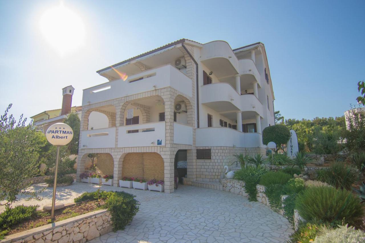 Albert Apartaments Krk Krk Town Exterior photo